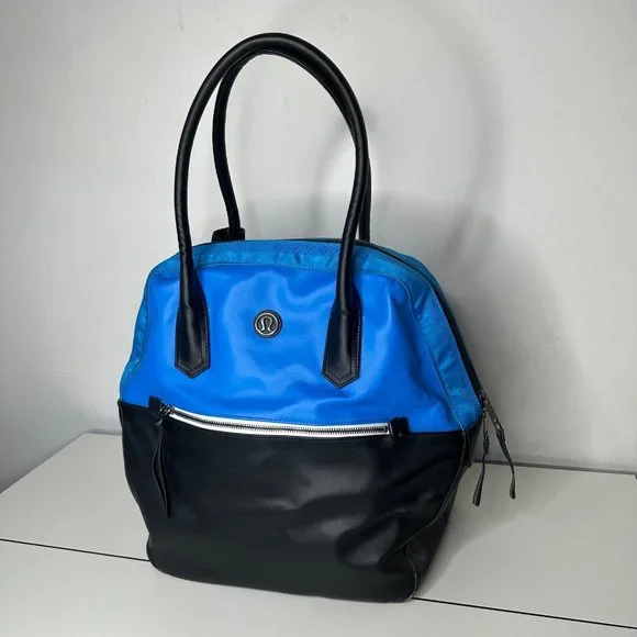 Lululemon Black Blue Happy Hatha Hour Bag Blue Paisley Interior Exterior Pockets - Picture 5 of 16